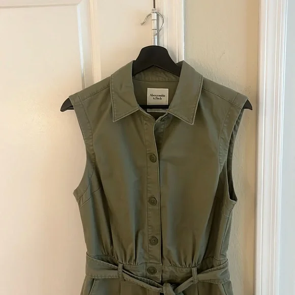 🫒 Abercrombie & Fitch Olive Green Romper, Size: M - Picture 7 of 17